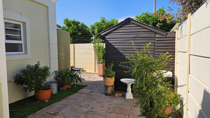 3 Bedroom Property for Sale in Sonstraal Heights Western Cape